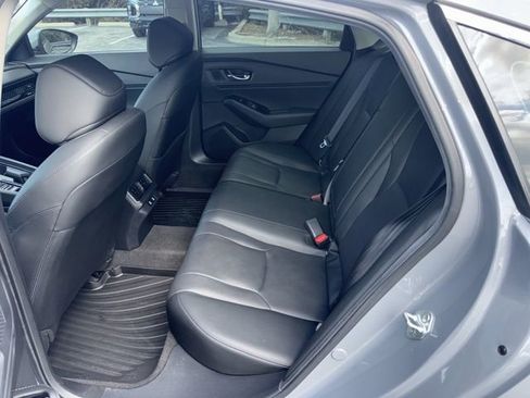 Used 2024 Honda Accord Touring image 7