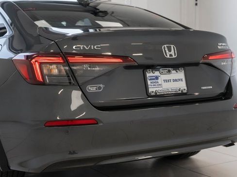 Used 2025 Honda Civic Sport image 8