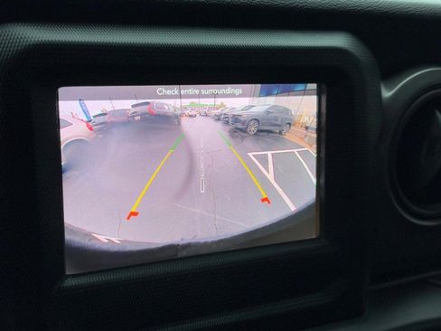 Used 2021 Jeep Wrangler Unlimited Sport image 21