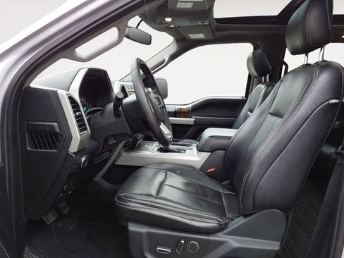 Used 2018 Ford F150 Lariat w/ FX4 Off-Road Package AWD/4WD image 11