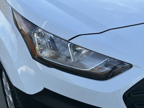 Used 2023 Ford Transit Connect XL image 9