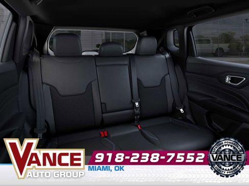 New 2025 Jeep Compass Latitude w/ Altitude Special Edition image 15