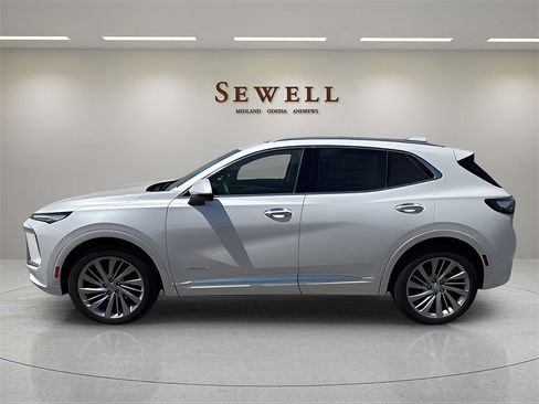 New 2025 Buick Envision Avenir image 2