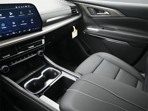 New 2026 Chevrolet Traverse LT image 31