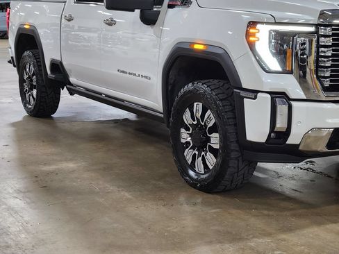Used 2024 GMC Sierra 2500 Denali w/ Denali Reserve Package AWD/4WD image 16