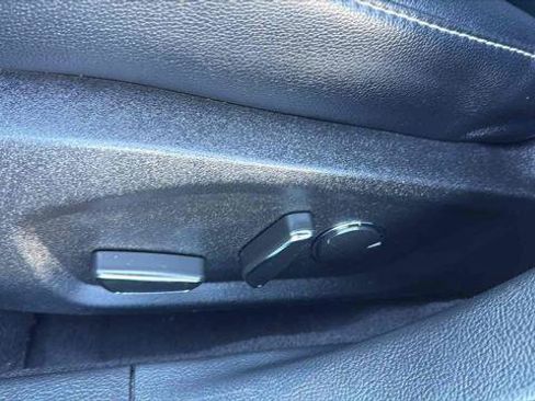 Used 2020 Ford Fusion SEL image 14