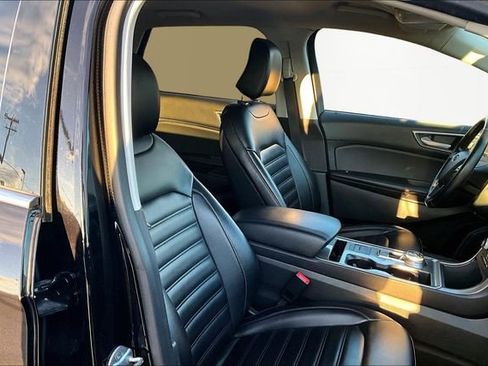 Used 2023 Ford Edge SEL image 20