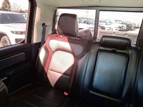 Used 2022 RAM 1500 Laramie AWD/4WD image 19