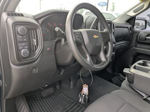 Used 2020 Chevrolet Silverado 1500 Custom w/ Custom Value Package AWD/4WD image 20