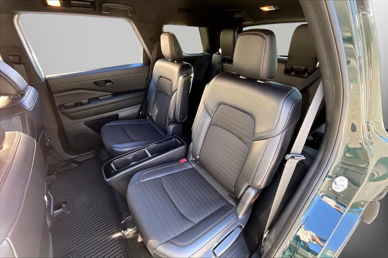 Used 2023 Nissan Pathfinder Rock Creek AWD/4WD image 21