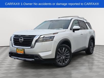 Used 2025 Nissan Pathfinder SL w/ SL Premium Package