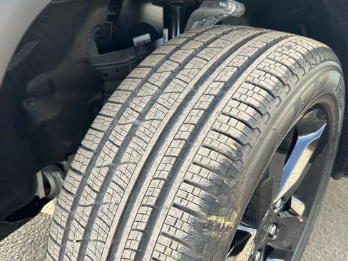 New 2026 Jeep Grand Cherokee Limited w/ Limited Altitude Package image 9