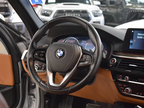 Used 2018 BMW 540i image 41