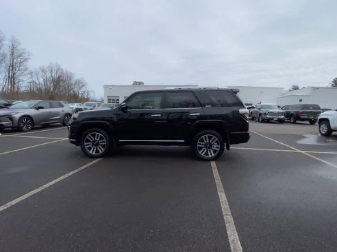 Used 2024 Toyota 4Runner Limited image 8