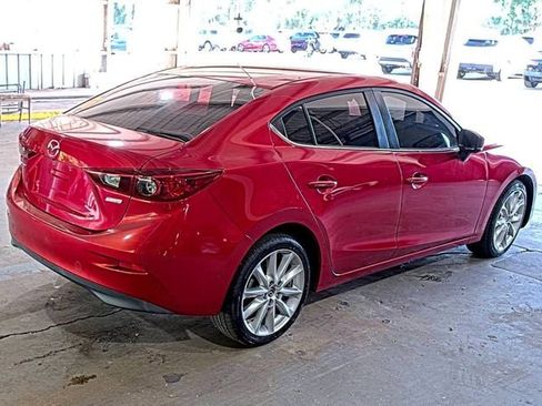 Used 2017 MAZDA MAZDA3 Touring FWD image 3