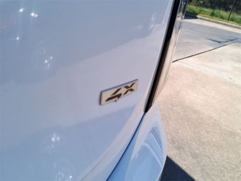 Used 2024 Kia Telluride SX image 8