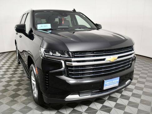 Used 2024 Chevrolet Tahoe LT image 3