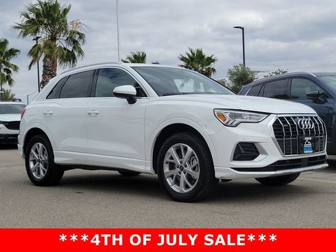 Used 2023 Audi Q3 2.0T Premium AWD/4WD image 32