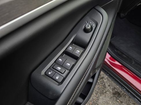 New 2025 Jeep Grand Cherokee Limited image 12