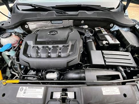 Used 2019 Volkswagen Beetle 2.0T Final Edition SEL image 28