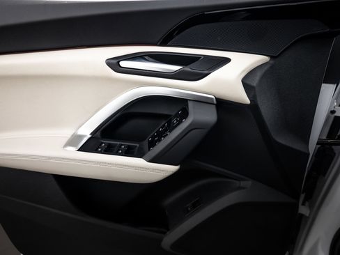 New 2025 Audi Q5 Premium image 12