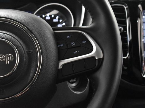 Used 2019 Jeep Compass Limited AWD/4WD image 8