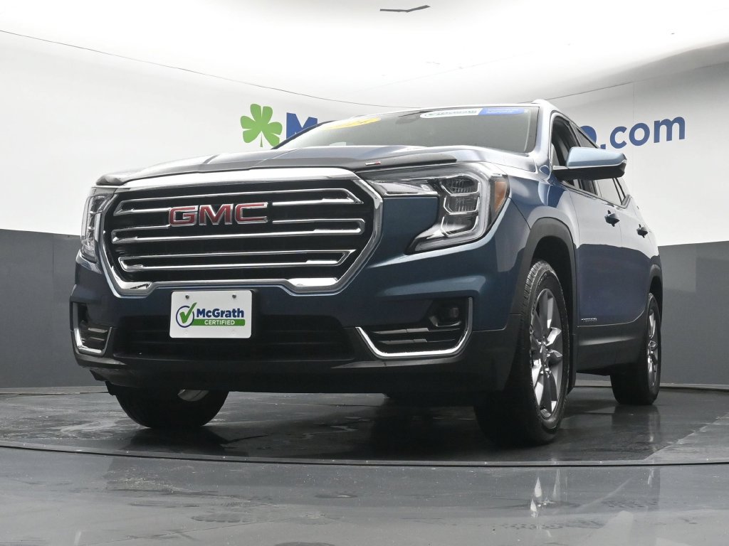 Used 2024 GMC Terrain SLT AWD/4WD image 7