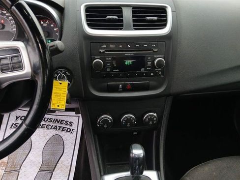 Used 2011 Dodge Avenger Mainstreet FWD image 13