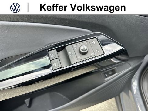 New 2025 Volkswagen ID.4 Pro S Plus AWD/4WD image 13