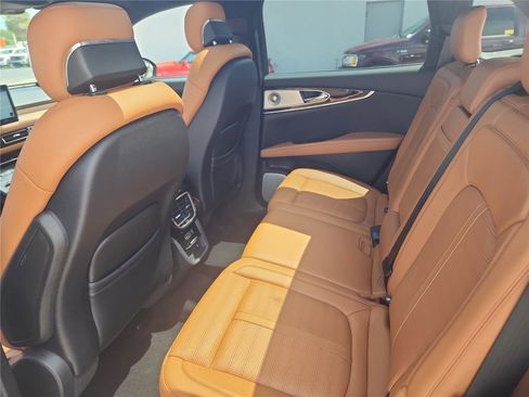 Used 2023 Lincoln Nautilus Black Label image 18