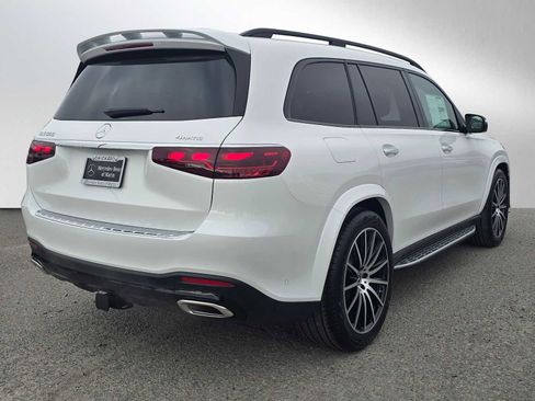 New 2026 Mercedes-Benz GLS 580 4MATIC image 3