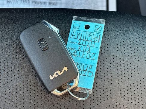 Used 2024 Kia Seltos SX w/ SX Sunroof Package image 36