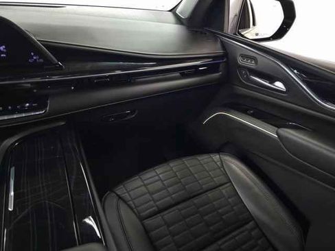 Used 2024 Cadillac Escalade ESV V w/ Heavy-Duty Trailer Package image 22