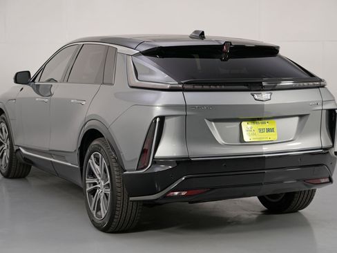 Used 2025 Cadillac Lyriq Luxury image 49