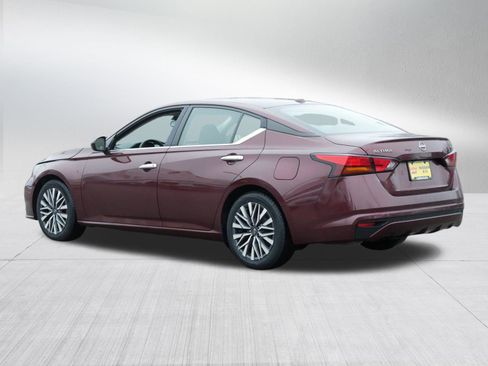 Certified 2023 Nissan Altima 2.5 SV image 5