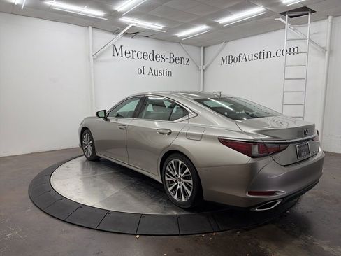 Used 2020 Lexus ES 350 w/ Premium Package image 5