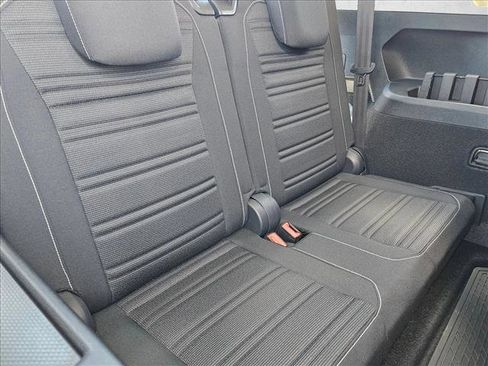 Certified 2024 Volkswagen Tiguan S FWD image 19