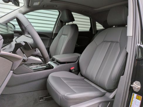 New 2025 Audi Q5 Premium Plus image 15