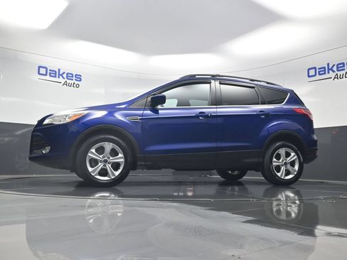 Used 2016 Ford Escape SE w/ Equipment Group 201A FWD image 40