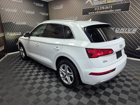 Used 2019 Audi Q5 2.0T Premium w/ Convenience Package image 9