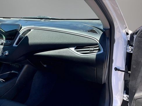 Used 2025 Chevrolet Malibu LT FWD image 26