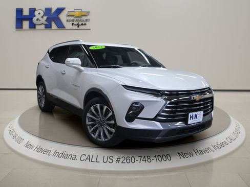 Used 2024 Chevrolet Blazer Premier w/ Driver Confidence II Package AWD/4WD image 1