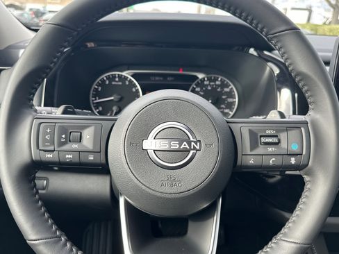 New 2025 Nissan Pathfinder SV image 24