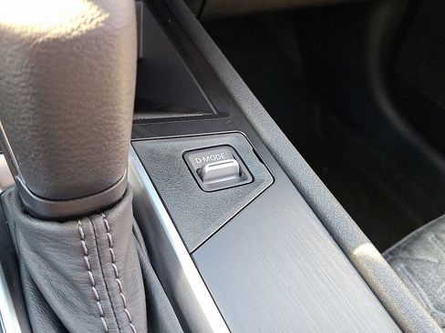 New 2026 Nissan Kicks SV w/ Cold Weather Package image 13