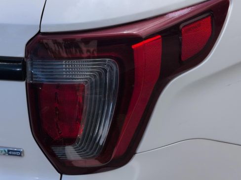 Used 2017 Ford Explorer Sport w/ Equipment Group 401A image 25