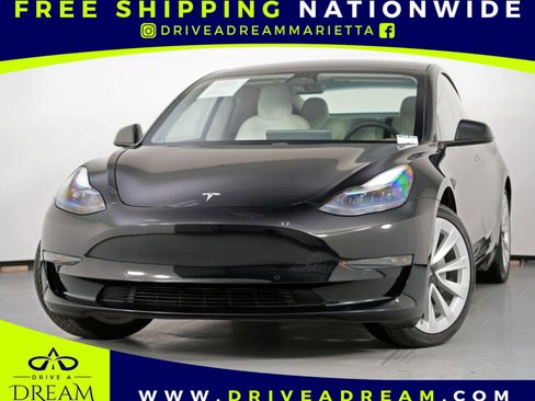 Used 2021 Tesla Model 3 Standard Range Plus image 1