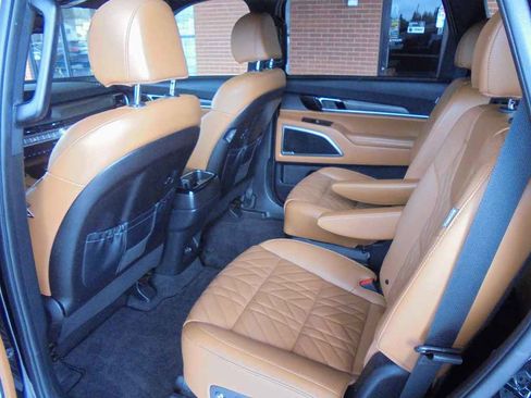 Used 2023 Kia Telluride EX X-Line image 9
