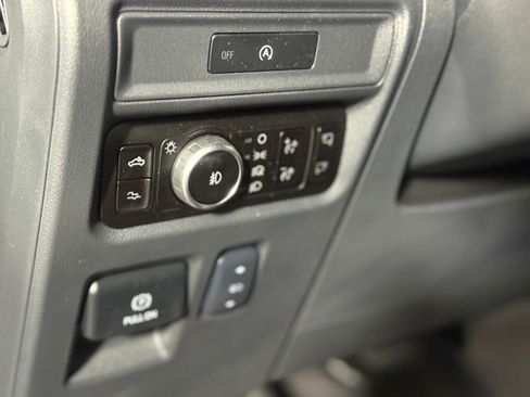 Used 2025 Ford F150 Raptor AWD/4WD image 18