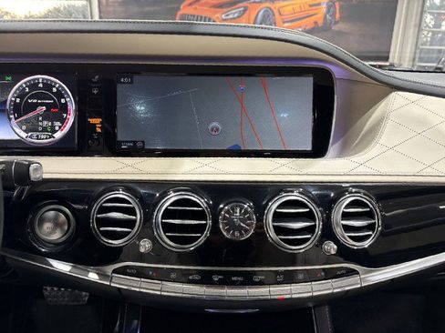 Used 2015 Mercedes-Benz S 63 AMG 4MATIC Sedan image 25