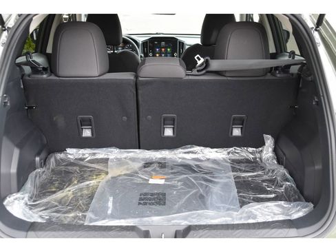 Used 2026 Subaru Crosstrek 2.0i Premium image 23